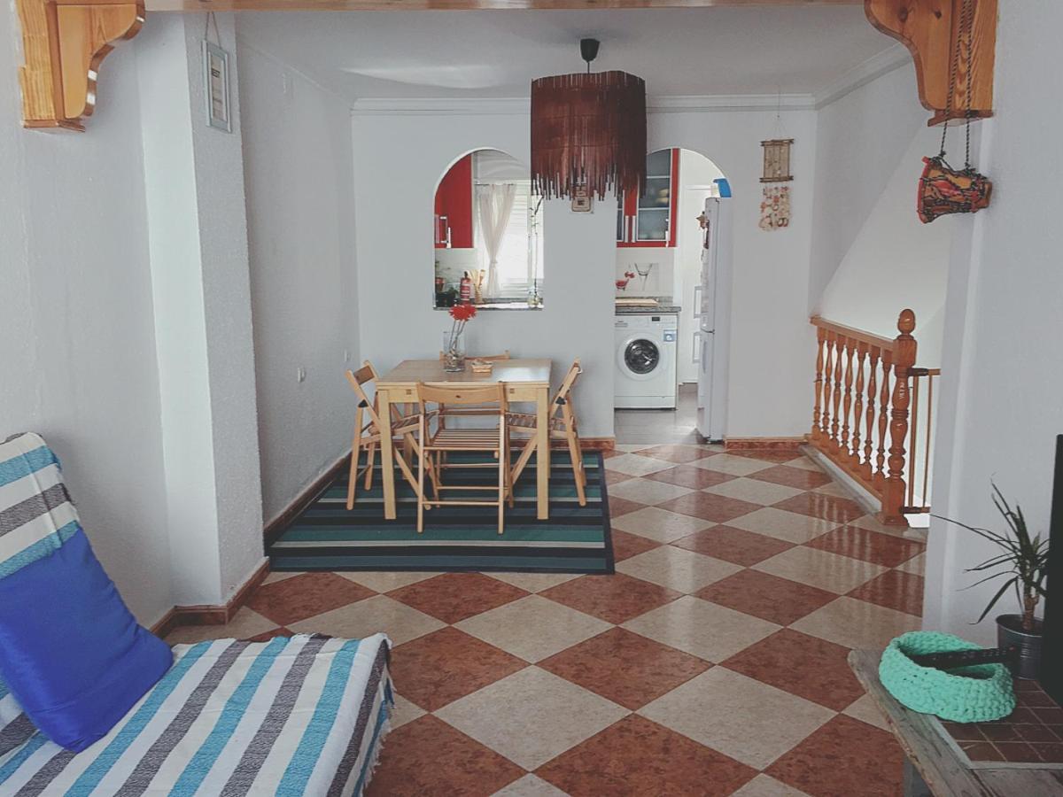 Apartamentos Masbambu Malaga Exterior photo