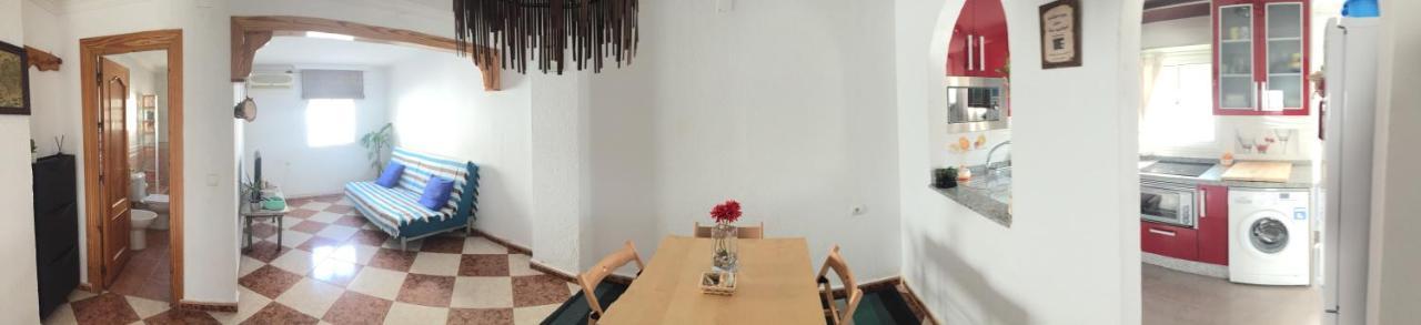 Apartamentos Masbambu Malaga Exterior photo