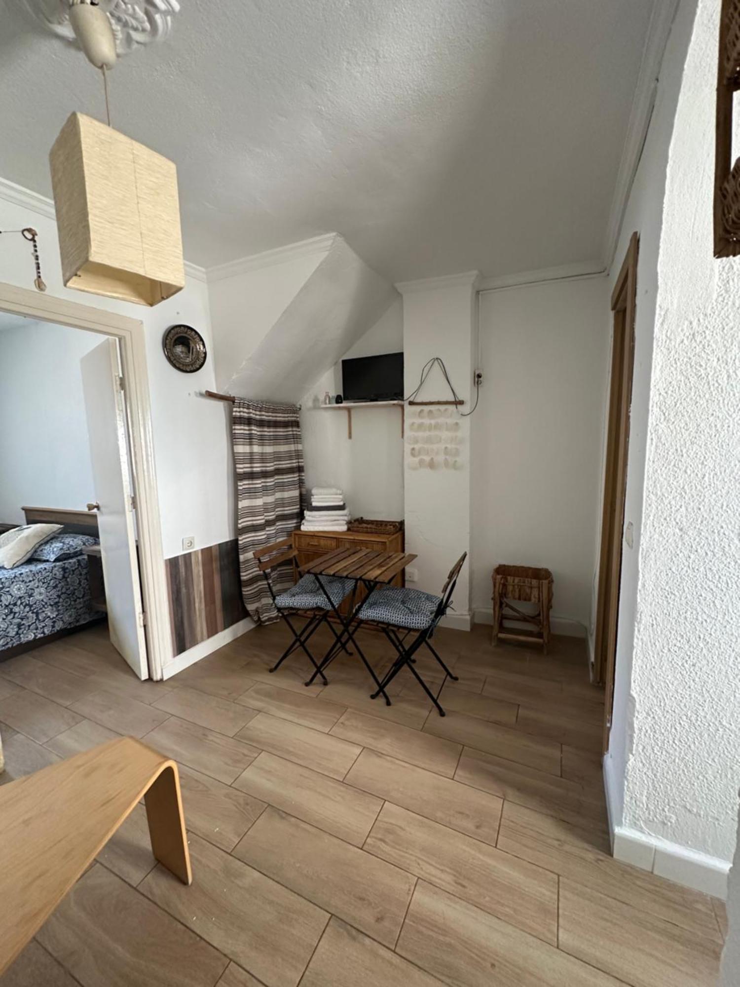 Apartamentos Masbambu Malaga Exterior photo